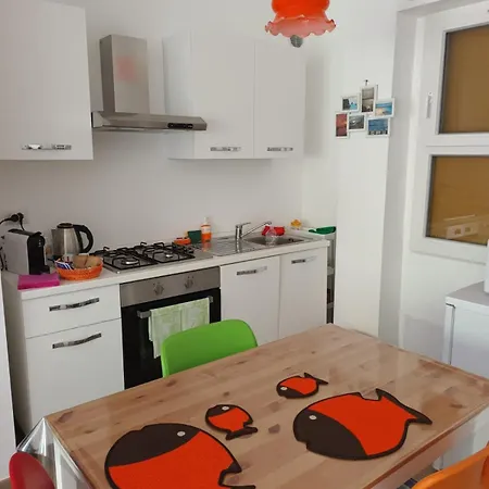 דירה 5mindalmare