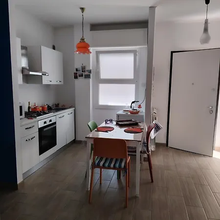 דירה 5mindalmare ונטימיגליה